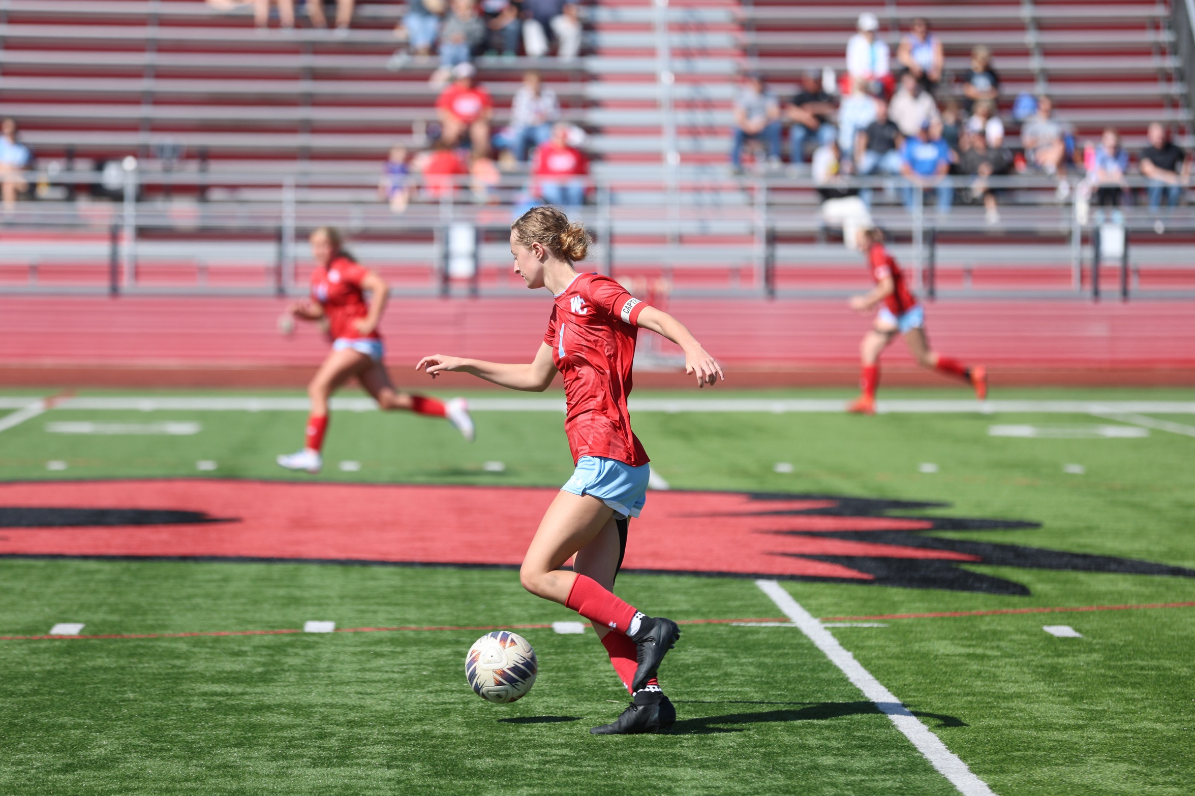 DeGraffenreid scores 5 goals in Senior Night victory